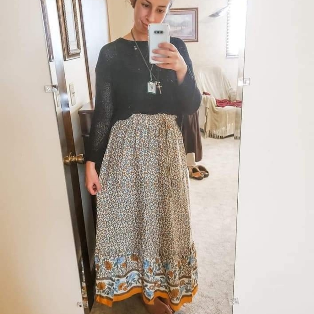 Floral women's maxi skirt